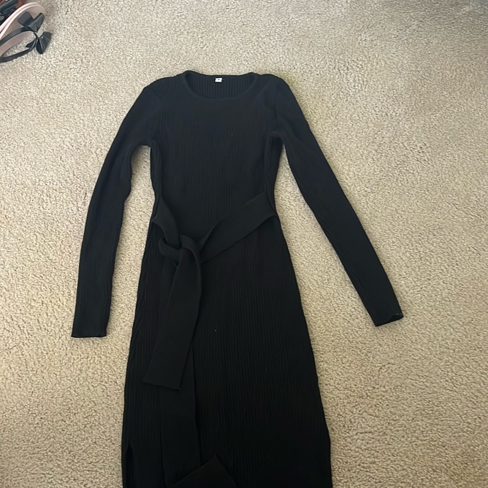 black long sleeve sweater dress